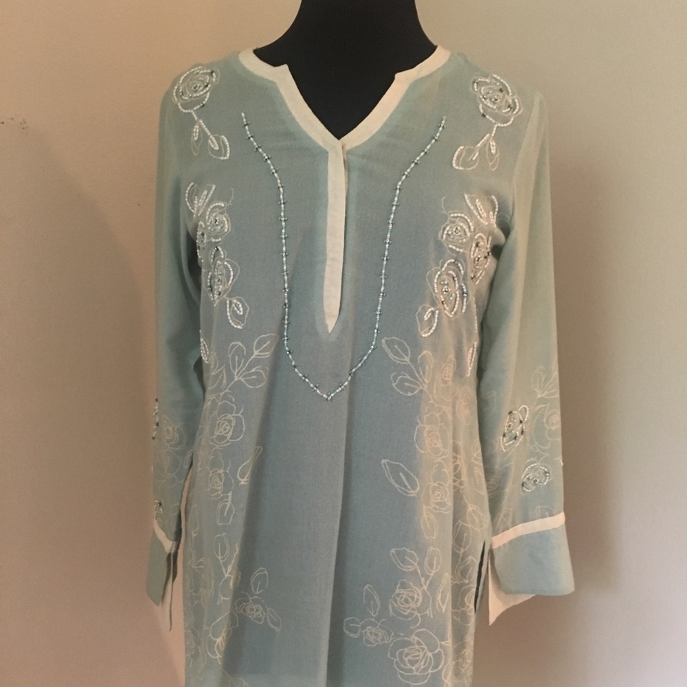 Dreamy light blue tunic top shirt linen hijab